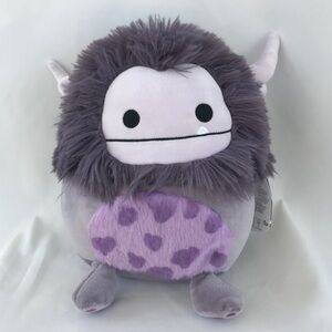 Sheba the Bigfoot Cow Hybrid Select Series Squishmallow 8” NWT